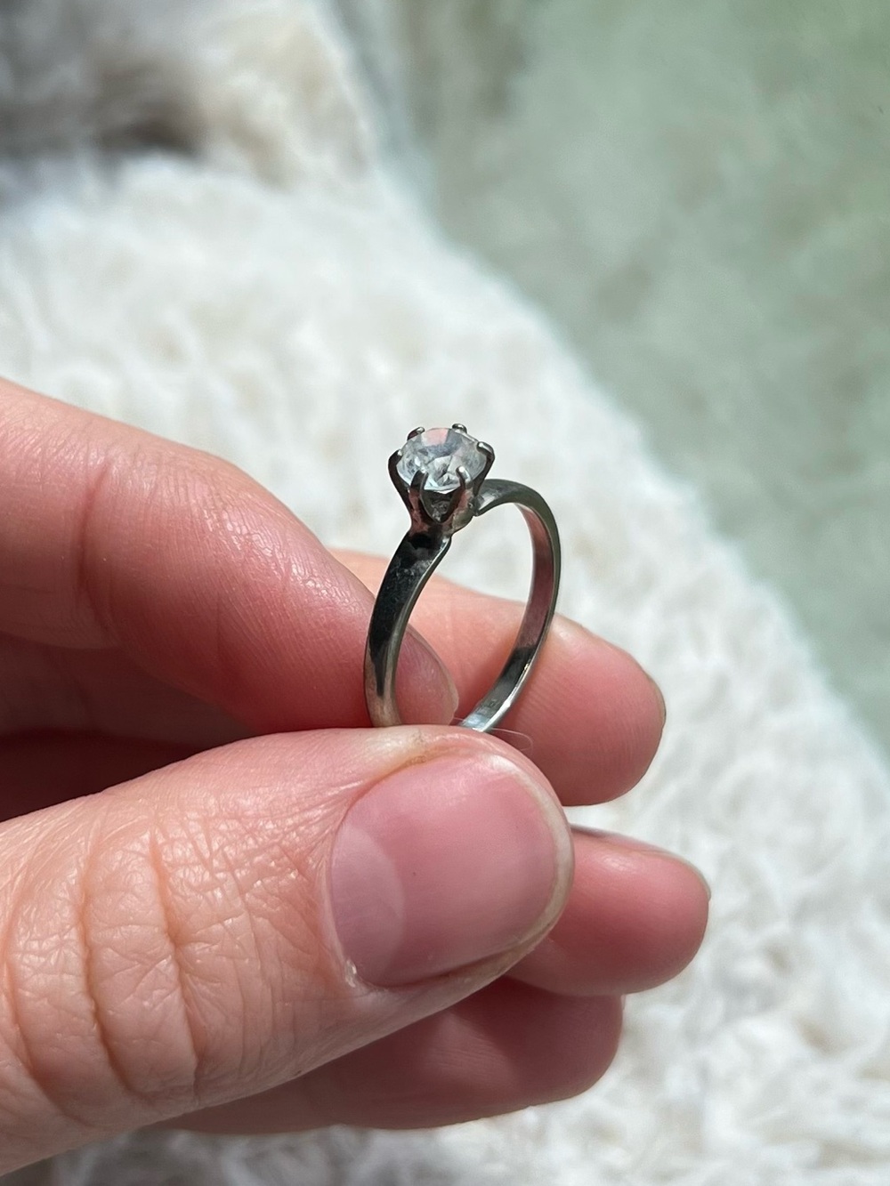 Silver Solitaire Ring - Picture 2 of 8